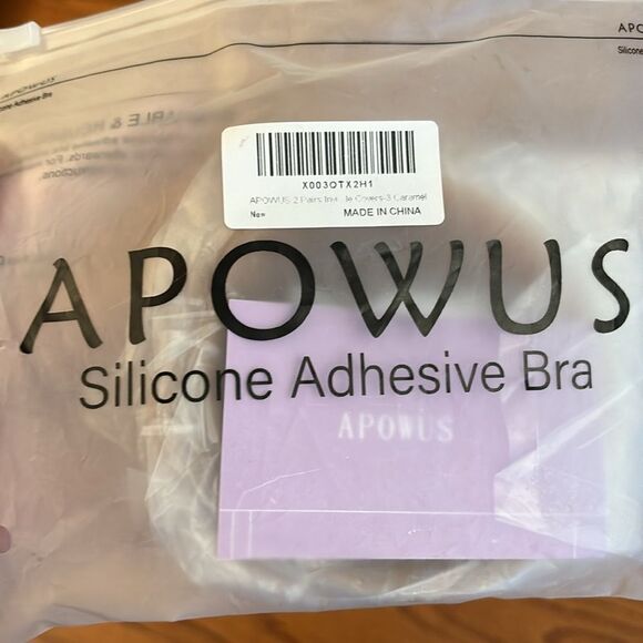 Package of four silicone adhesive bra (w/lift tape) and 10 nipple covers NWT - Picture 4 of 5